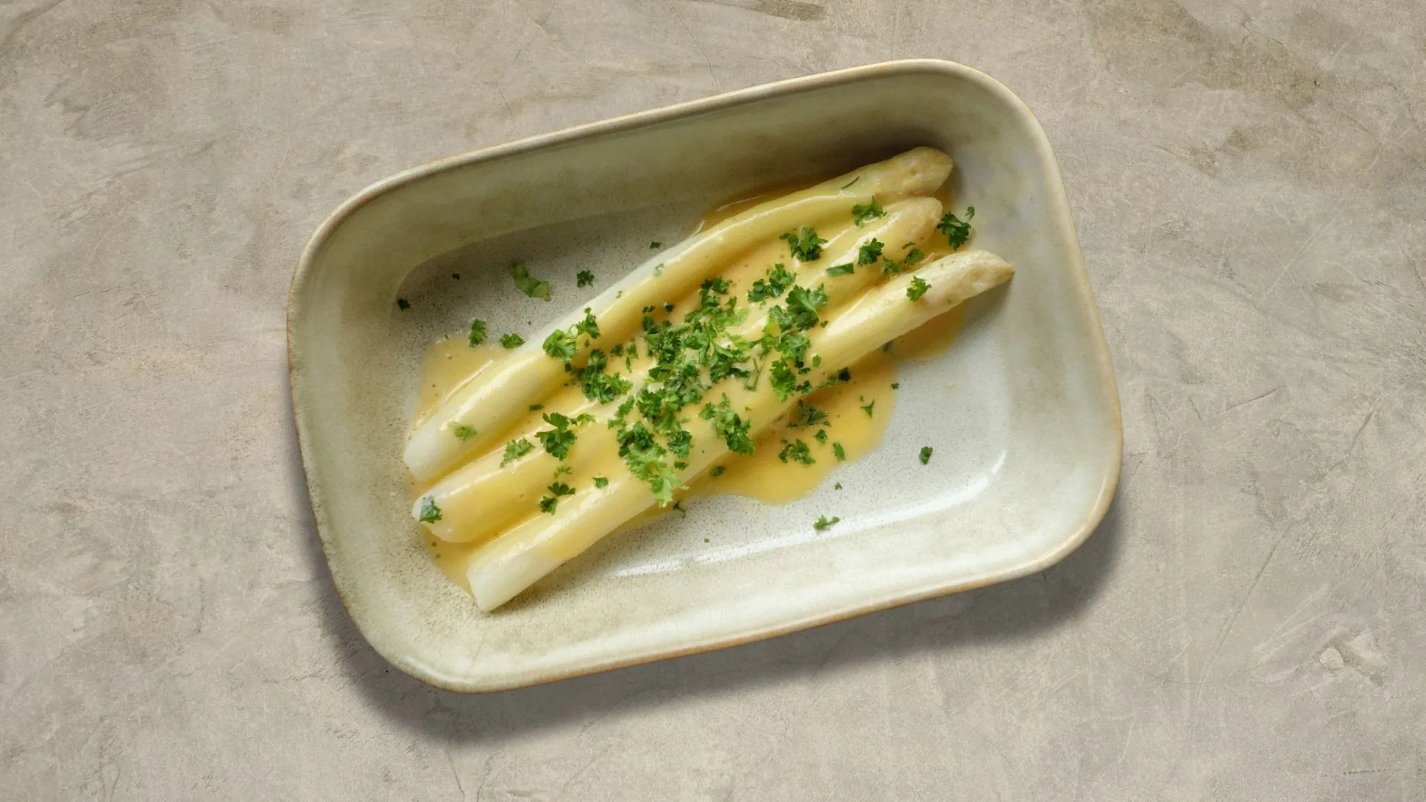 Witte asperges met hollandaisesaus van Sushi Boerin